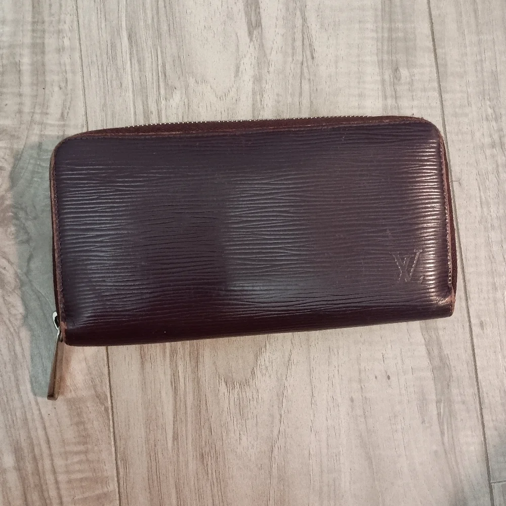 Louis Vuitton Zippy Organize Cassis Purple Leather Women Long Wallet